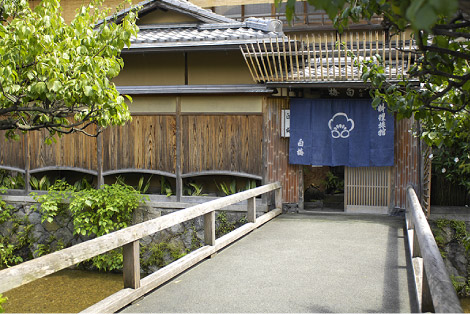 ホテル旅館求人ナビ ホテルや旅館のバイト・正社員の求人 【京都・祇園】経験不問・フロントのお仕事です。休日には是非、京都の町並みを堪能してください。