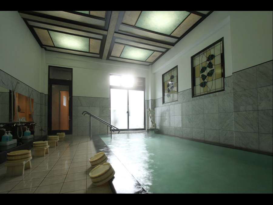 日本の温泉としては珍しいローマ風のお風呂ホテル旅館求人ナビ ホテルや旅館のバイト・正社員の求人